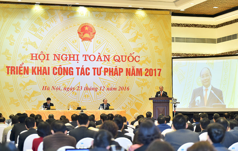 Thủ tướng Nguyễn Xuân Phúc nhấn mạnh điều này với lãnh đạo Bộ Tư pháp tại Hội nghị toàn quốc triển khai công tác tư pháp năm 2017.