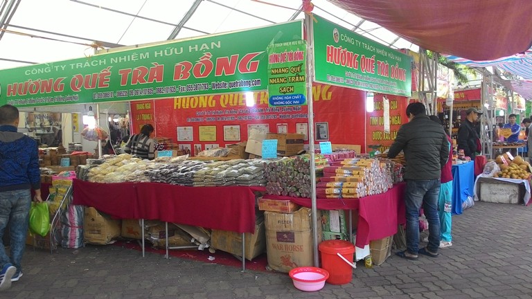 hội chợ tự hào hàng Việt Nam và sản phẩm truyền thống