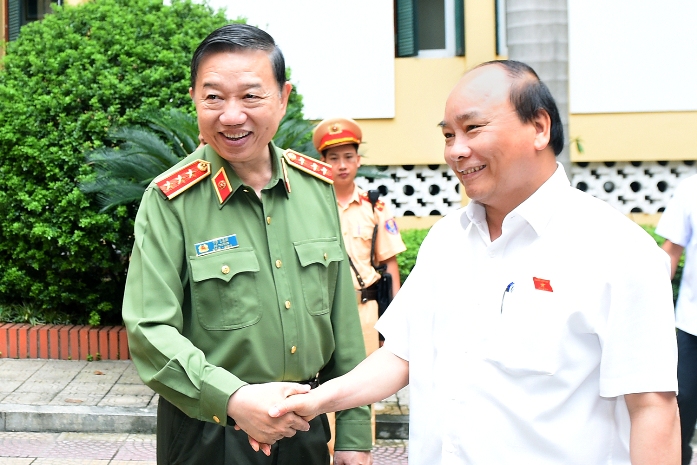 Thủ tướng Nguyễn Xuân Phúc dự hội nghị về công tác đảm bảo an ninh kinh tế