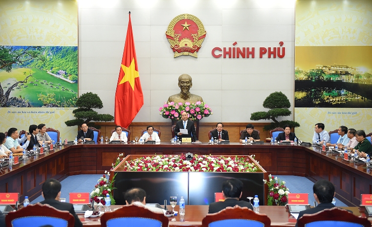 Thủ tướng Nguyễn Xuân Phúc đã gặp mặt Đoàn báo chí - doanh nghiệp đồng hành cùng APEC nhân dịp kỷ niệm 92 năm Ngày Báo chí Cách mạng Việt Nam