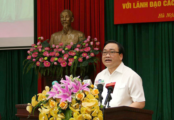 Bí thư Thành ủy Hoàng Trung Hải phát biểu kết luận hội nghị