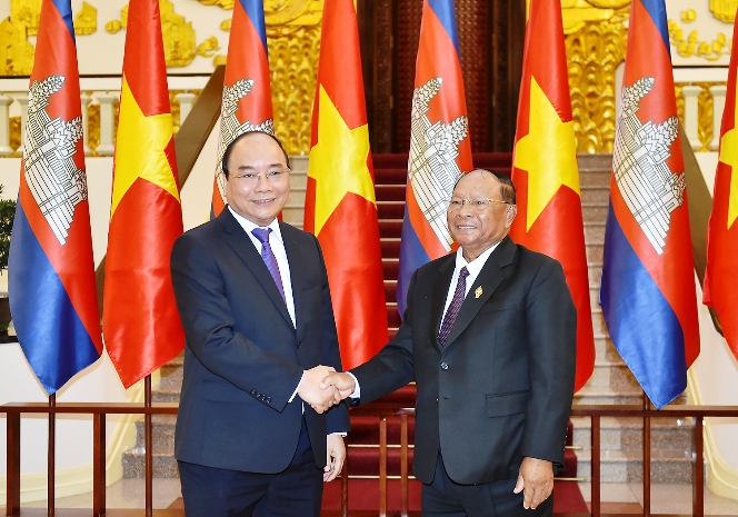 Thủ tướng Nguyễn Xuân Phúc tiếp Chủ tịch Quốc hội Campuchia Samdech Heng Samrin đang thăm hữu nghị chính thức Việt Nam.