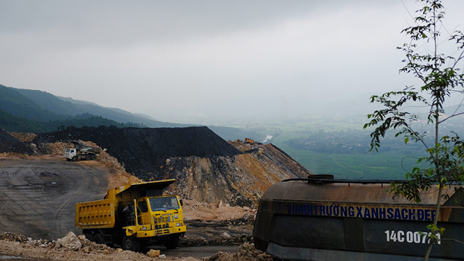 khai thác than tại dự án nhà máy xử lí rác ở thị xã đông triều