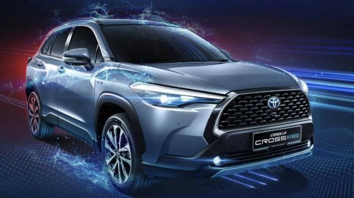 Toyota Corolla Cross hybrid giá hơn 700 triệu 'đẹp long lanh' sắp ra mắt