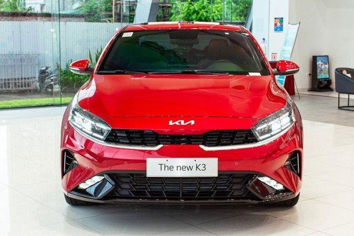 Kia K3 bản 2.0 giá hơn 600 triệu đồng tại Việt Nam có gì hấp dẫn?