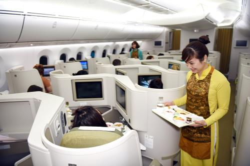 Vietnam Airlines đang nỗ lực cải tiến chất lượng phục vụ trên mỗi chuyến bay để trở thành hãng hàng không đạt chuẩn dịch vụ 4 sao