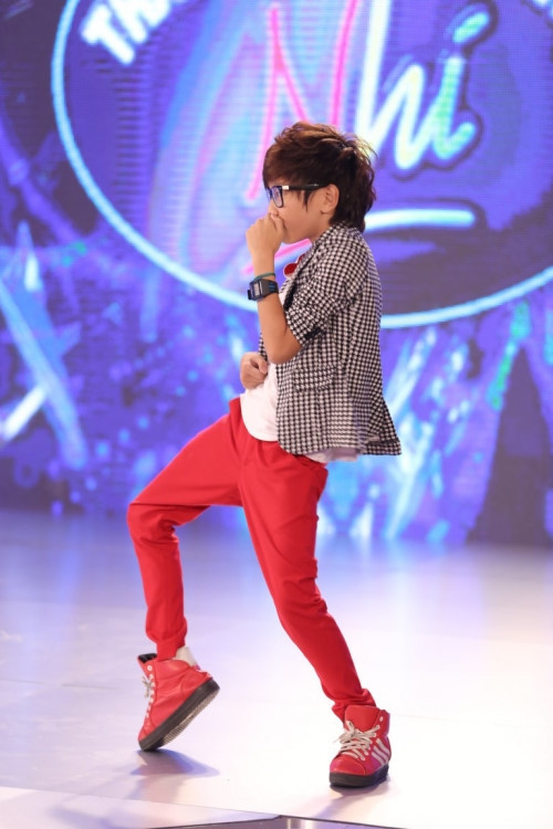 Vietnam Idol Kids: Trọng Hiếu phiên bản nhí khiến giám khảo ‘chết mê chết mệt’