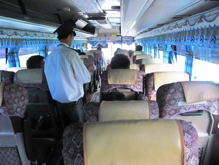 Xe khách chất lượng cao của Hải Âu, Hoàng Long luôn vắng khách vì bị chèn ép, tranh giành không lành mạnh