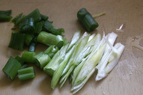 Hành lá thái nhỏ