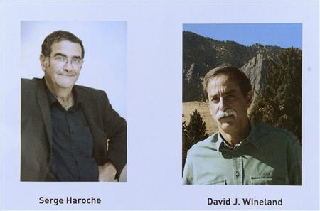 Chân dung 2 nhà khoa học đoạt giải Nobel Vật lý 2012