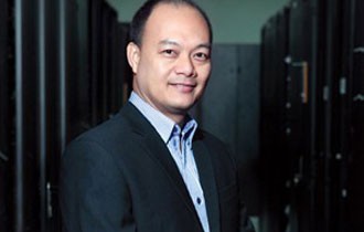 Ông Nguyễn Hồng Minh - Giám đốc Trung tâm Điện toán và Truyền số liệu 2. 