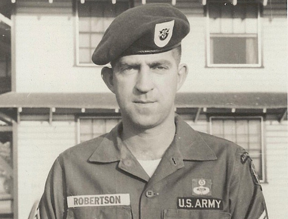 Cựu lính Mỹ  - John Hartley Robertson được cho là bị chết năm 1968.