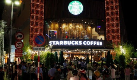 Quán cà phê Starbucks đầu tiên tại TP.HCM