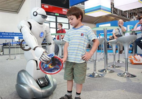 Ý tưởng làm các robot xuất phát từ cuộc thi Robocon hàng năm.