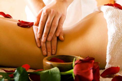 Massage là liệu pháp giải tỏa mệt mỏi hiệu quả nhưng cũng ẩn chứa nhiều nguy cơ (ảnh minh họa)