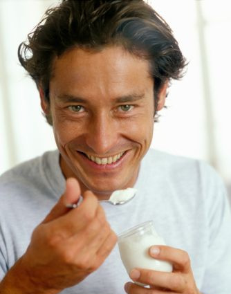 Công hiệu đặc biệt của sữa chua đối với nam giới