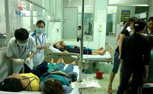 441 công nhân ở Công ty TNHH giày Vĩnh Nghĩa nhập viện nghi ngộ độc
