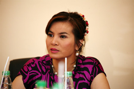 Đo&agrave;n Thị Kim Hồng