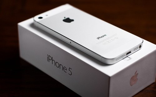 VinaPhone đổi pin iPhone 5 bị lỗi