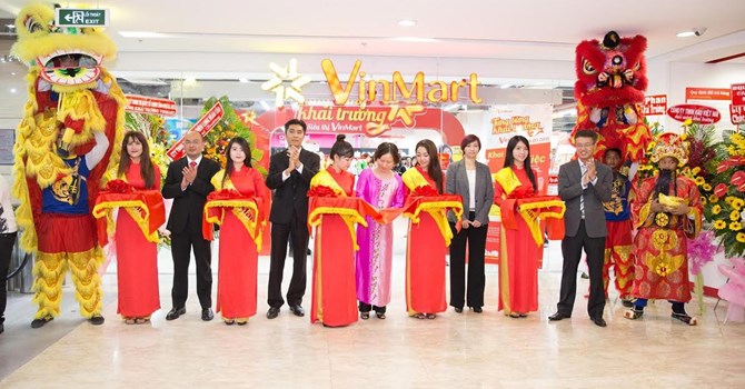 Vingroup vừa chính thức khai trương siêu thị VinMart tại Trung tâm thương mại Vincom Đồng Khởi - TP.HCM