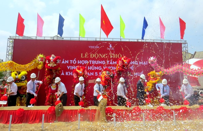 Lễ khởi công dự án tổ hợp Trung tâm thương mại (TTTM) Vincom Hùng Vương và Khách sạn 5 sao Vinpearl Huế