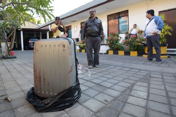 Chiếc vali chứa xác của người phụ nữ xấu số