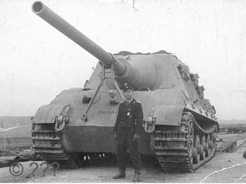 Vũ khí quân sự Jagdtiger uy trấn một thời của quân đội Đức