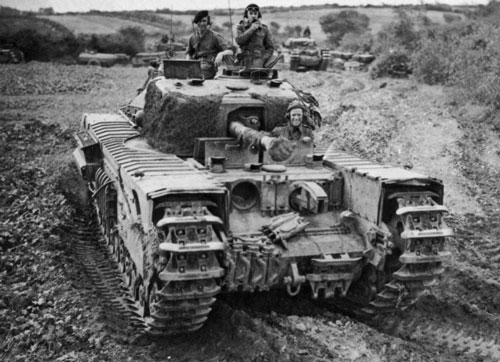 Vũ khí quân sự xe tăng Churchill đóng vai trò quan trọng trong chiến thắng của quân Đồng Minh