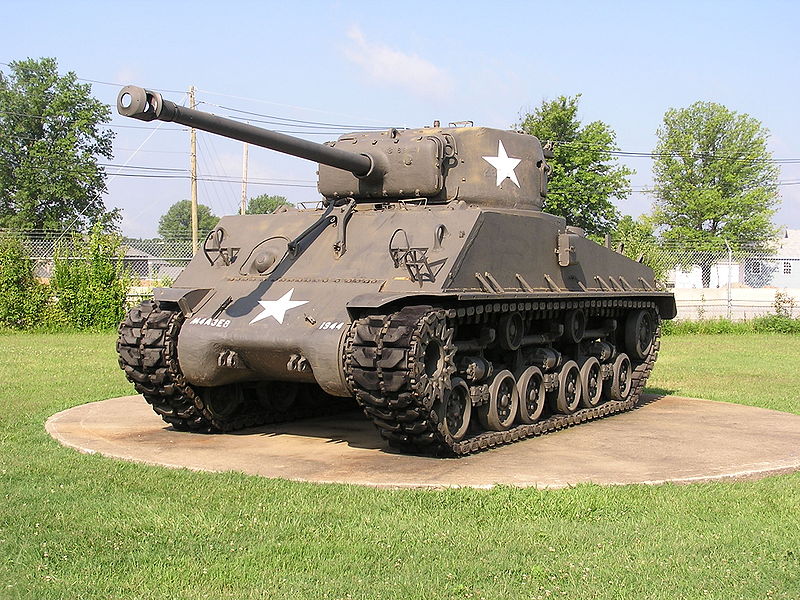 Vũ khí quân sự xe tăng Sherman M4 là niềm tự hào của quân đội Mỹ trong Thế Chiến thứ II