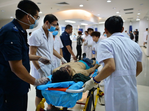 Những nạn nhân trong vụ nổ kinh hoàng ở Thiên Tân, Trung Quốc