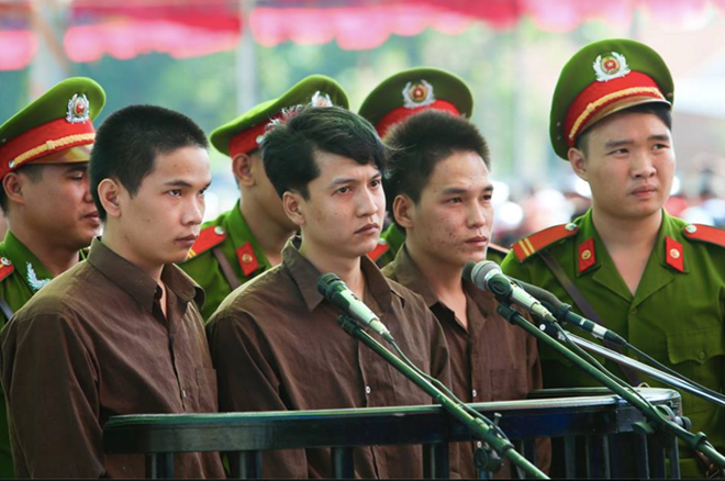 Các bị cáo trong vụ thảm sát ở Bình Phước tại phiên tòa sơ thẩm