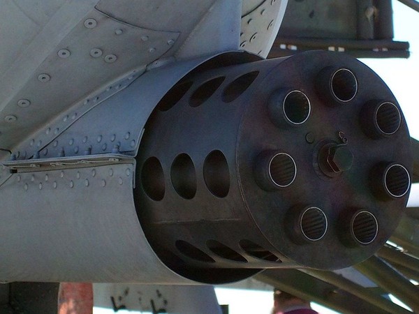 Cận cảnh vũ khí quân sự trang bị trên A-10 Thunderbolt