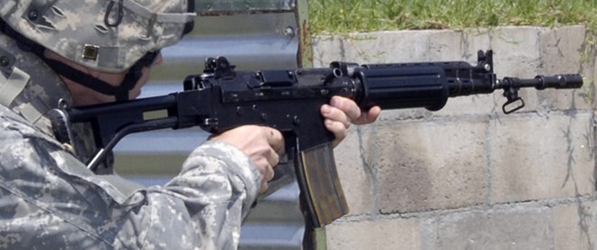 Súng trường FN FNC là 1 loại vũ khí quân sự vô cùng nổi tiếng