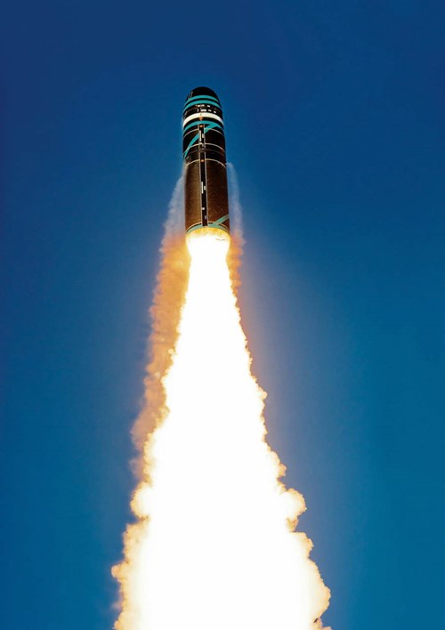 Tên lửa M51 là thứ vũ khí quân sự có khả năng tác chiến vượt trội