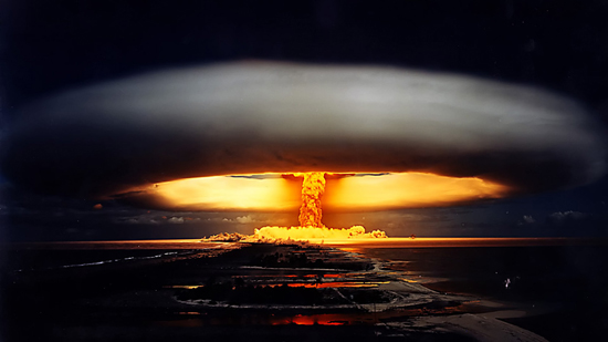 Bom nguyên tử là loại vũ khí nguy hiểm nhất từng được sử dụng trong lịch sử loài người