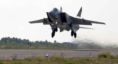 Tiêm kích đánh chặn nhanh nhất thế giới MiG-31 là thứ vũ khí đang canh giữ bầu trời Nga