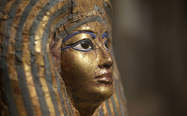 Quan tài bên ngoài của xác ướp Kha, hiện đang được lưu giữ tại Bảo tàng Ai Cập, Turin, Ý