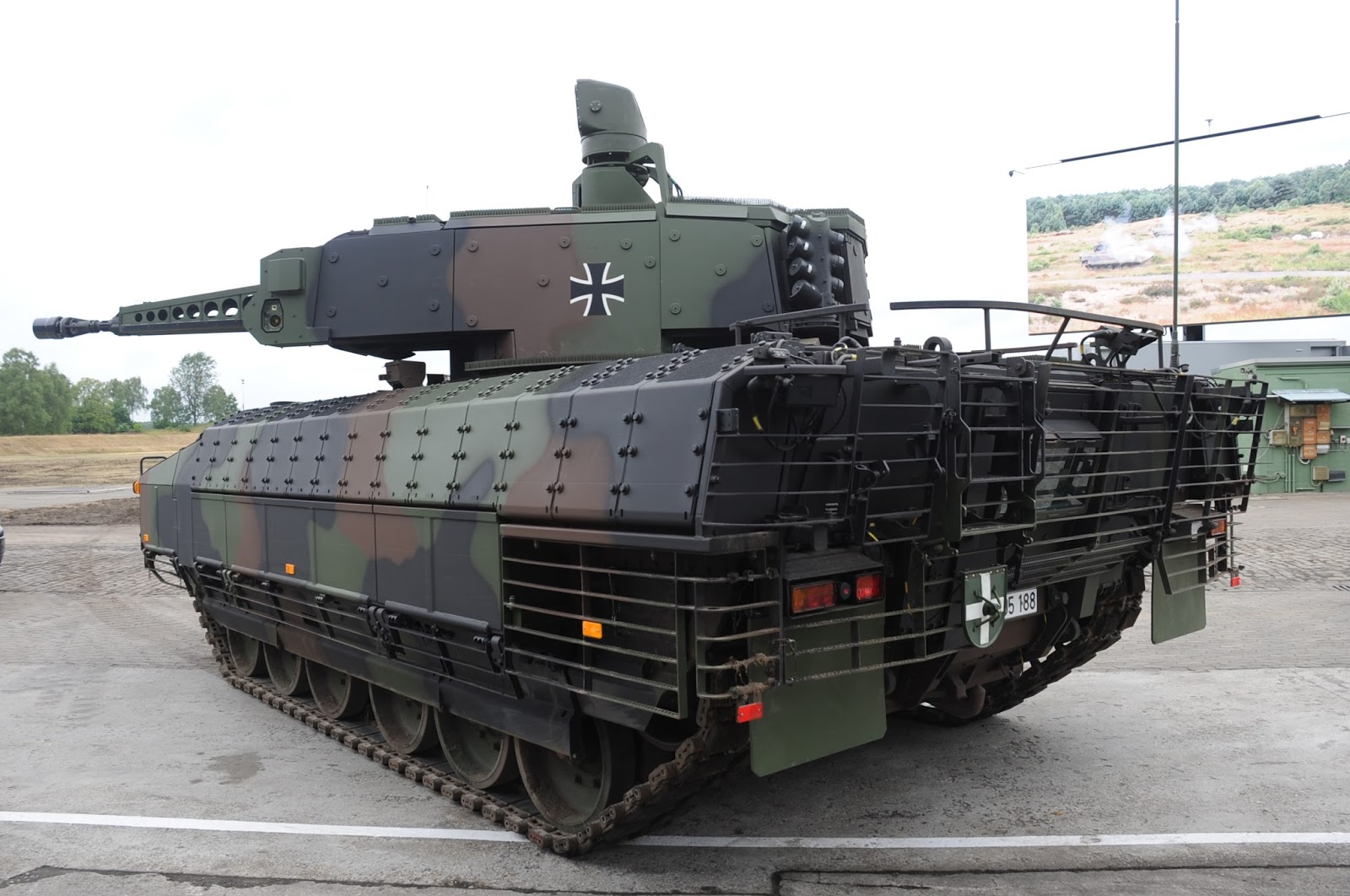 Xe chiến đấu Puma được phát triển nhằm thay thế các xe thiết giáp Marder trong bộ binh Đức