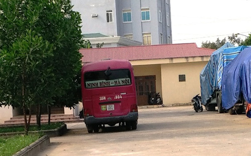 Xe khách Ninh Bình - Hà Nội đang bị tạm giữ để điều tra