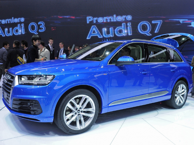 Xe ô tô Audi Q7 2015 giảm 325 kg, ngắn hơn 37mm và hẹp hơn 15mm so với 'người tiền nhiệm'