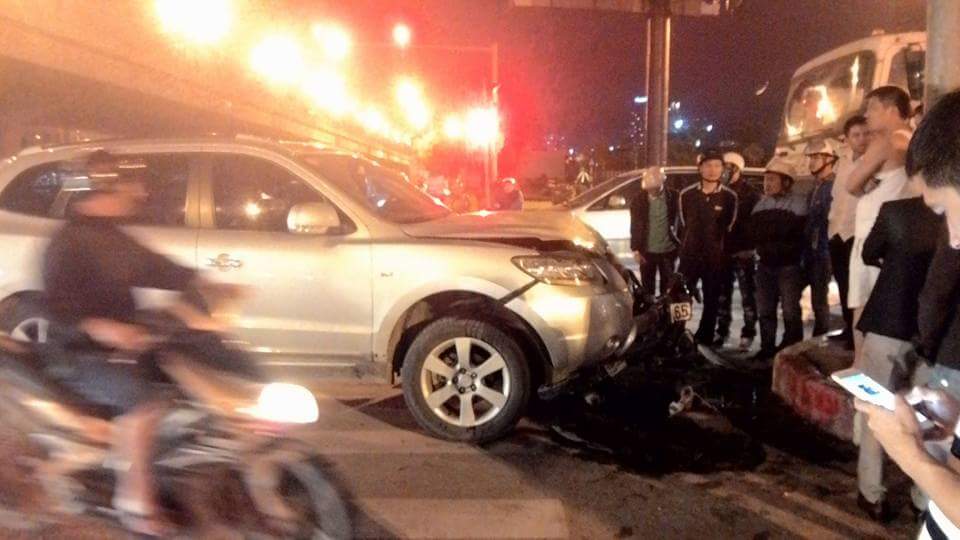 Chiếc xe ô tô 'điên' gây tai nạn liên hoàn gần tòa nhà Keangnam