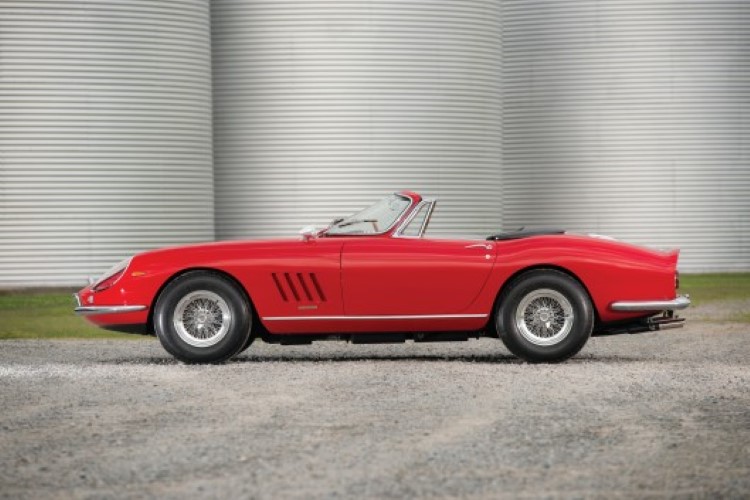Ferrari Nart Spider 1967 với mức giá 27,7 triệu đô chiếm một vị trí trong số những chiếc xe cổ đắt nhất hành tinh