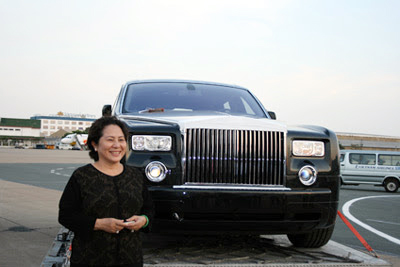 Trong số những siêu xe của đại gia Việt, chiếc Phantom của bà Dương Ngọc Diệp sở hữu biển tứ quý 7 đình đám