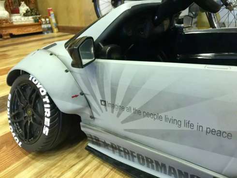 Ngắm siêu xe Lamborghini Murcielago dành cho ‘đại gia nhí’ giá 64 triệu đồng