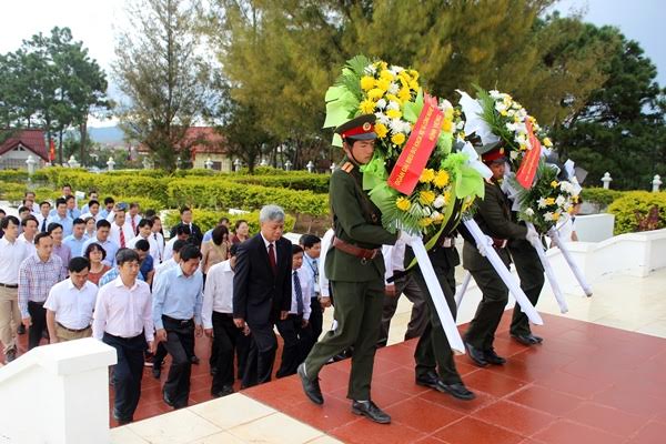 Lễ mít tinh chào mừng “Năm Đoàn kết Hữu nghị Việt Nam - Lào 2017”