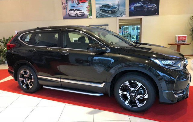 Honda Việt Nam lên tiếng về việc Đại lý ép khách hàng mua phụ kiện để lấy CR-V