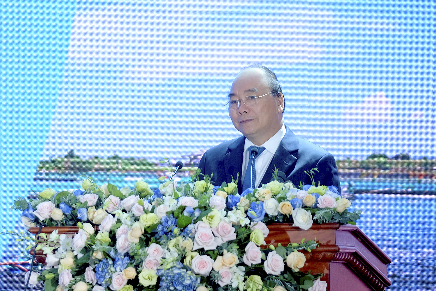 Thủ tướng: Tiền Giang sẽ là xung lực quan trọng của đoàn tàu kinh tế Đồng bằng Sông Cửu Long
