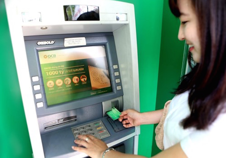Ngân hàng Nhà nước yêu cầu giảm hạn mức rút tiền qua ATM trong khung giờ 23h - 5h