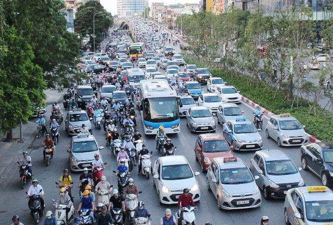 Hà Nội sẽ thu phí xe vào nội đô, phụ thu thêm phí ô nhiễm