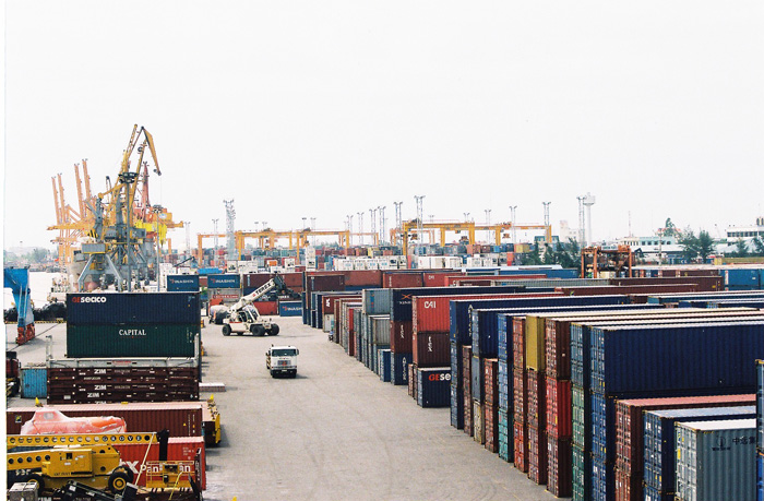 Bộ TN&MT đưa ra giải pháp cho hàng nghìn container đang tồn đọng tại các cảng biển
